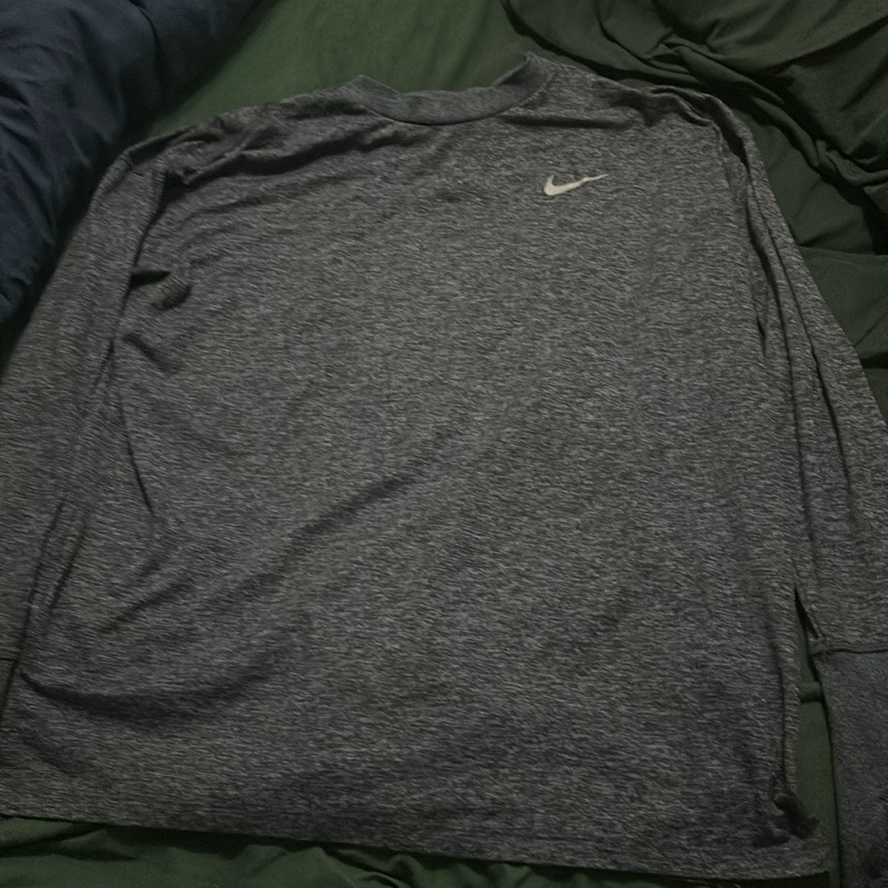 Nike long sleeve top